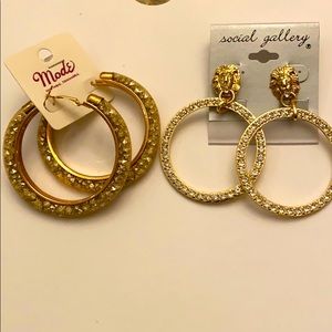 2 Dazzling earrings sets